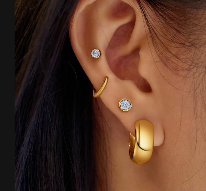 Ania Haie Gold Small Pave Disc Stud Earrings E075-02G