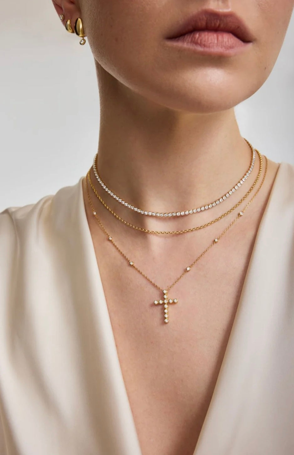Ania Haie Gold Bezel-Set Station Necklace with Cross Pendant N076-08G
