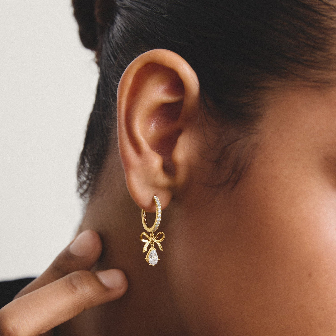 THOMAS SABO Hoop earrings Bow with zirconia in teardrop shape TCR749MY