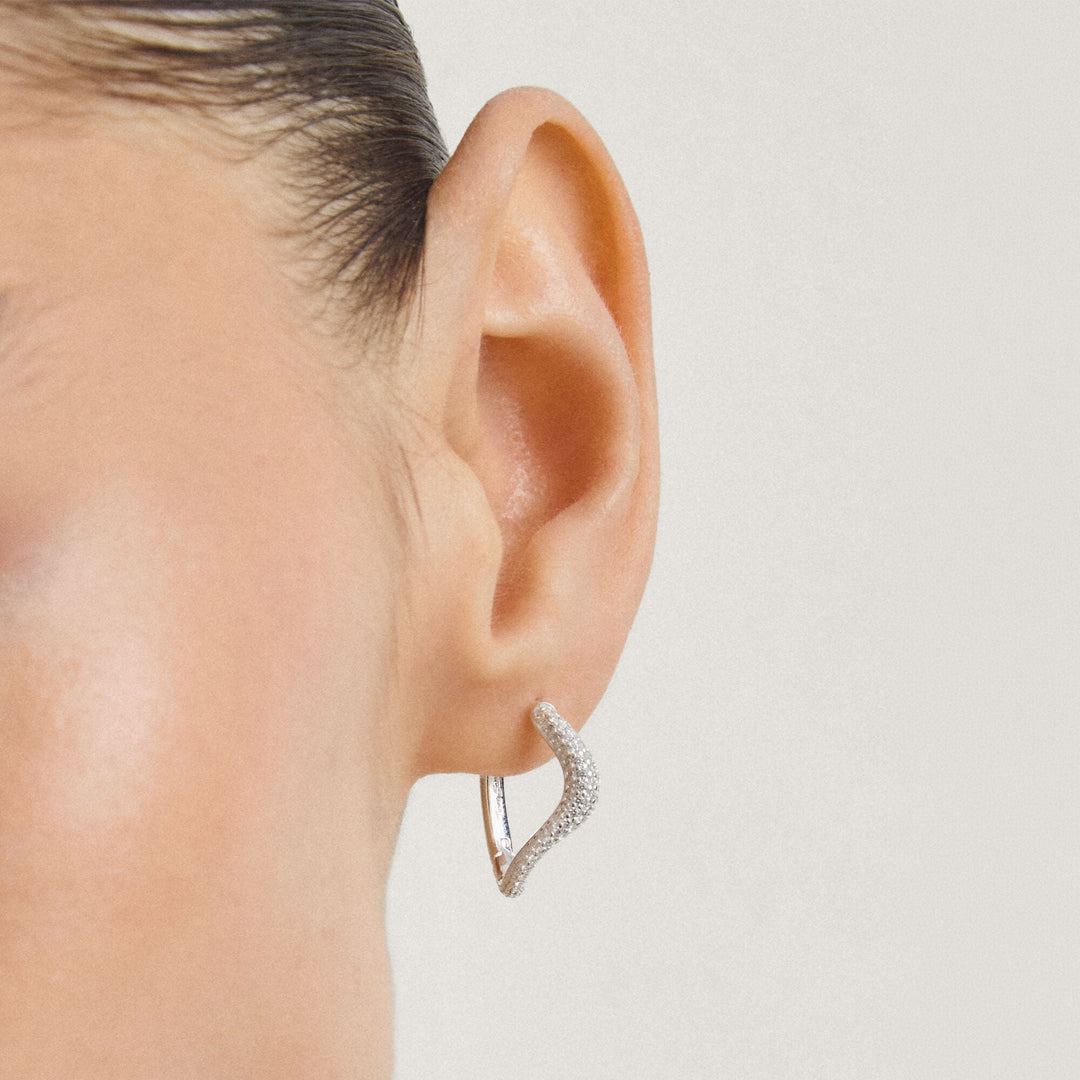 THOMAS SABO Wavy hoop earrings with zirconia TCR765