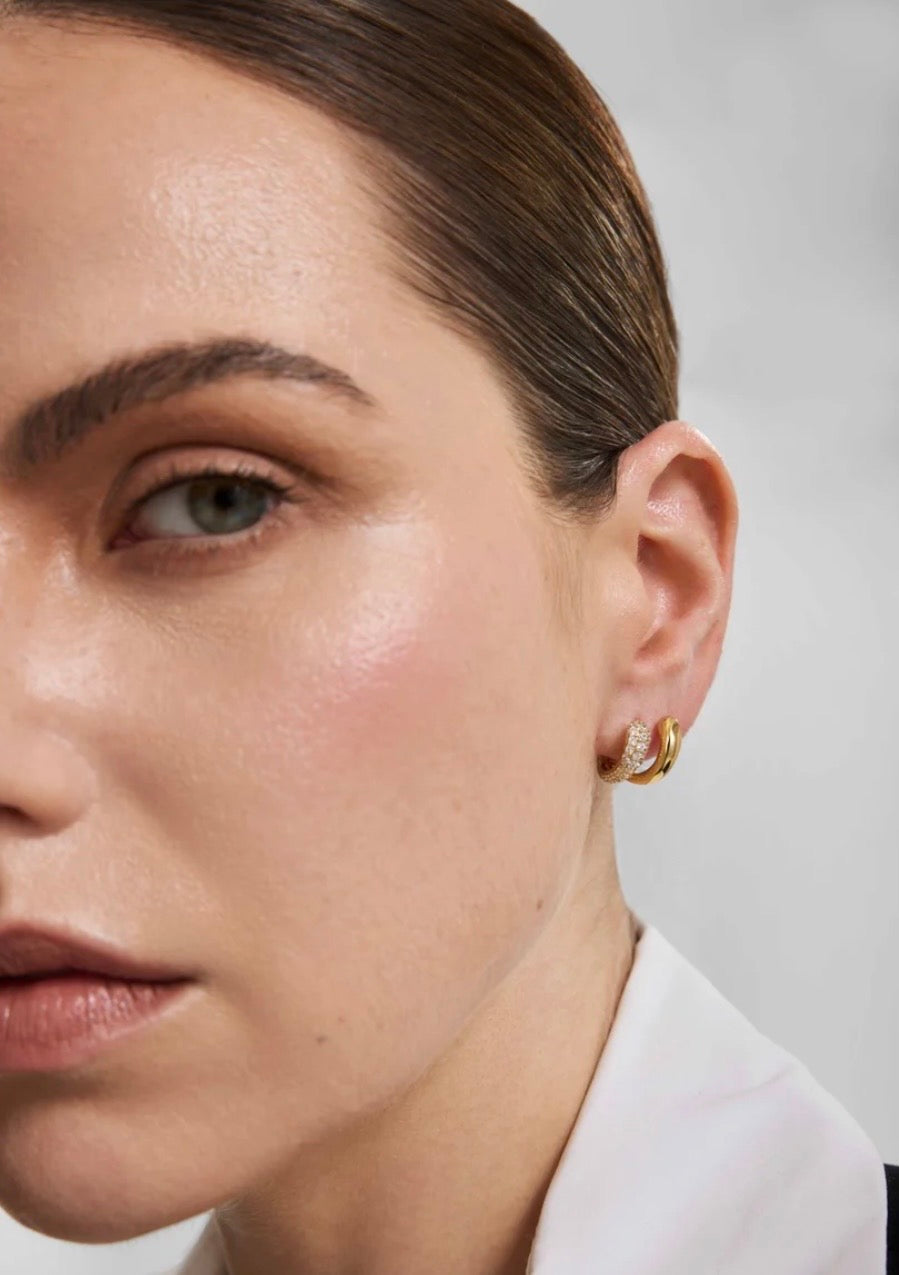 ANIA HAIE Gold Spiral Half Pavé & Polish Huggie Hoop Earrings E078-12G