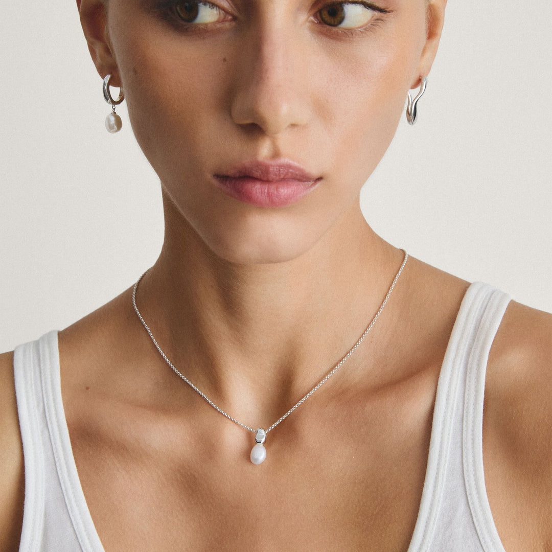 THOMAS SABO Necklace with Pearl Pendant in Silver TKE2318