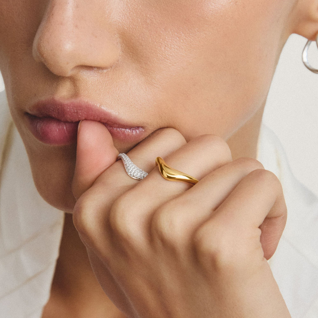 THOMAS SABO Ring with zirconia in wave shape TR2546