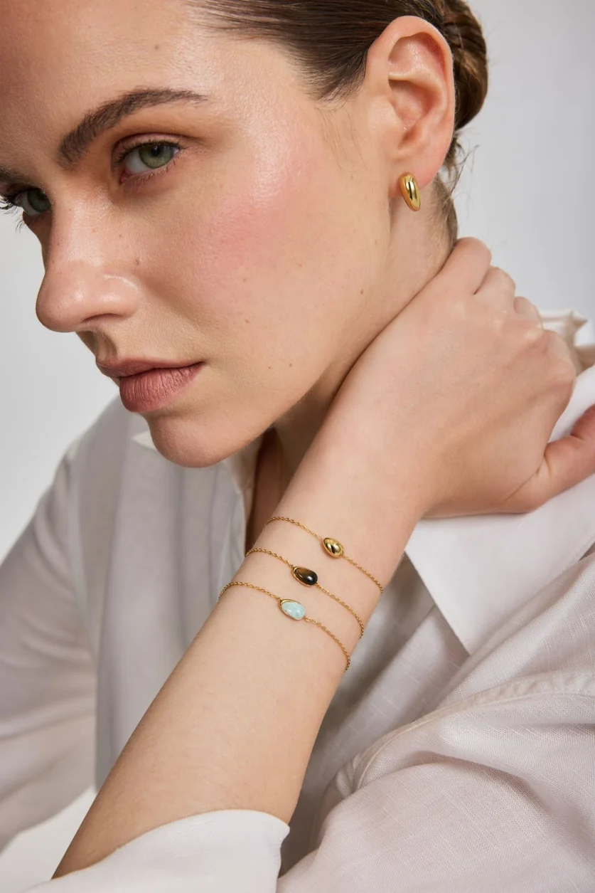 Gold Organic Dome Pebble Huggie Hoop Earrings E076-11G