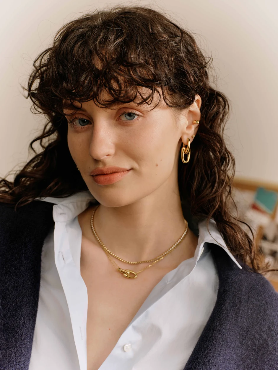 ANIA HAIE Gold Sculptural Interlocking Huggie Hoop Earrings E078-15G