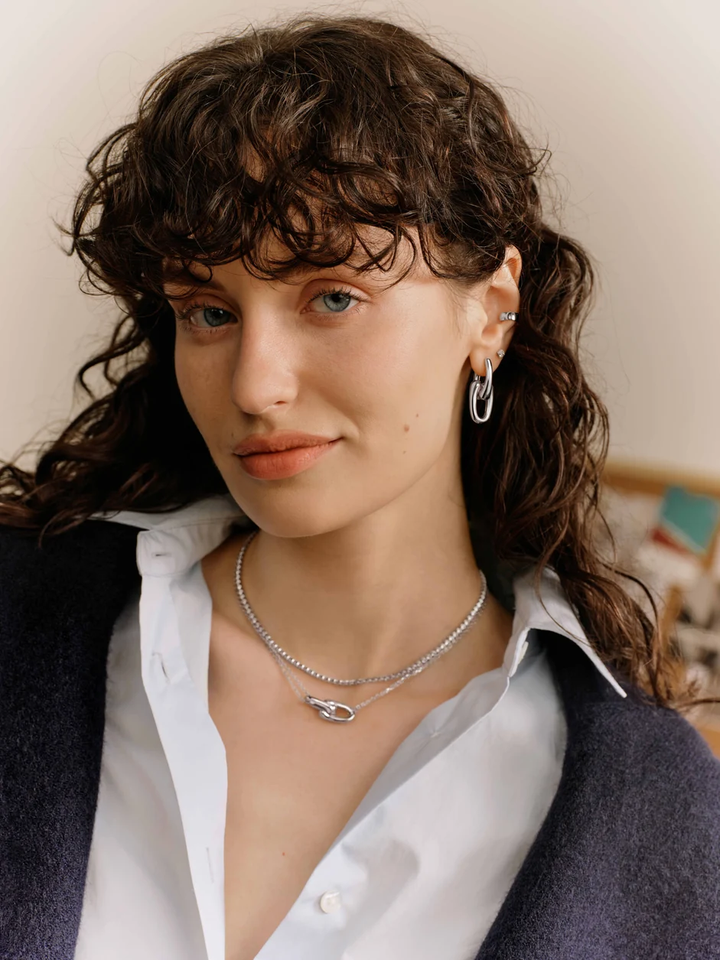 ANIA HAIE Silver Sculptural Interlocking Huggie Hoop Earrings E078-15H