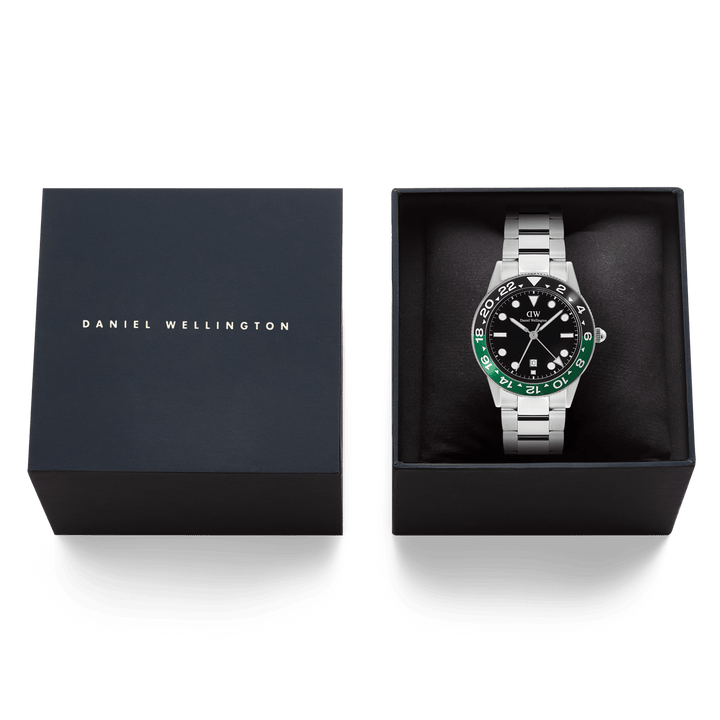Daniel Wellington Iconic GMT Link Black Green Ceramic Bezel Silver DW00100920